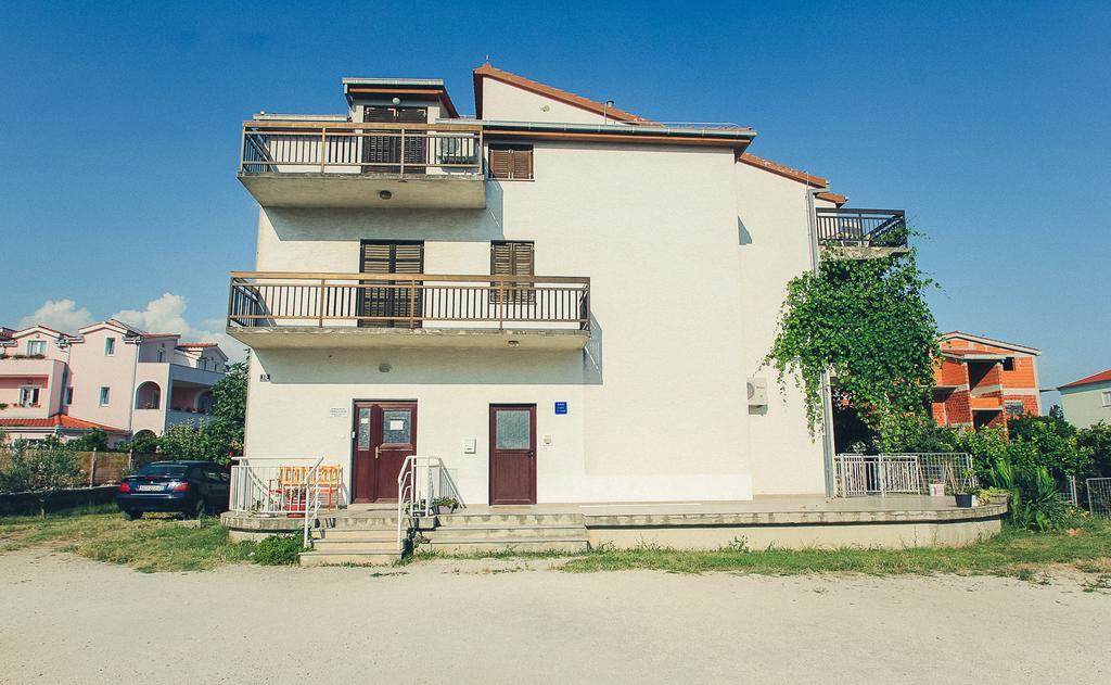 Apartments&Room Babic Каштела Екстер'єр фото